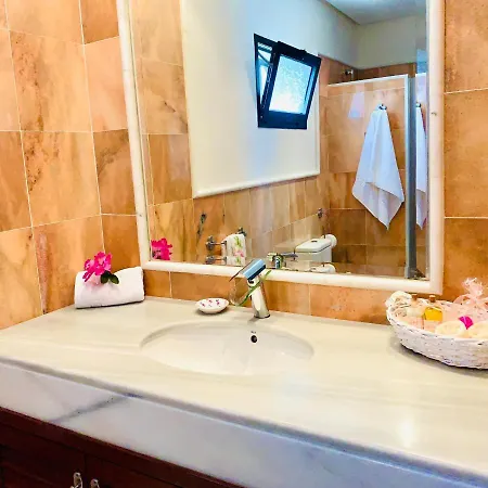Villa Lisi ,lujo Y Confort A 300 Metros Del Mar