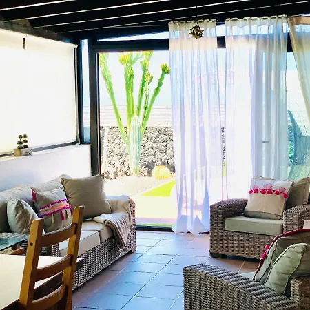 Lisi ,lujo Y Confort A 300 Metros Del Mar Playa Blanca (Lanzarote)